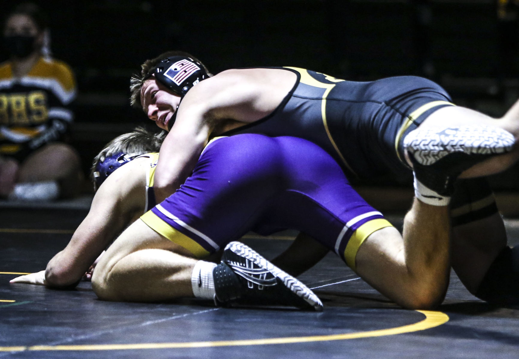 121720-qc-spt-bett wrestling-28.JPG